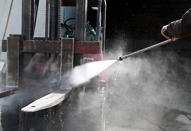 Best Building Exterior Pressure Washing in East Alton, IL